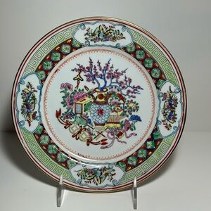 Gorgeous Chinoiserie Decorative Plate Hand Painted Made in China